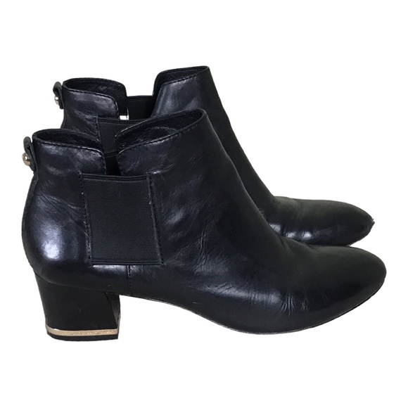 Vero Cuoio Signature black leather ankle bootie Women’s Size 8.5 - Picture 1 of 10